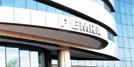 PEMRA notices to 27 TV channels for not airing apology